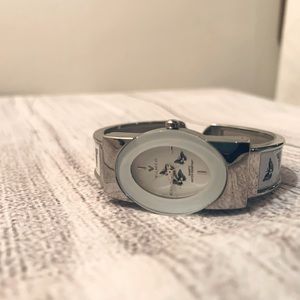 Vellaccio Butterfly Cuff Quartz Water Resident Watch